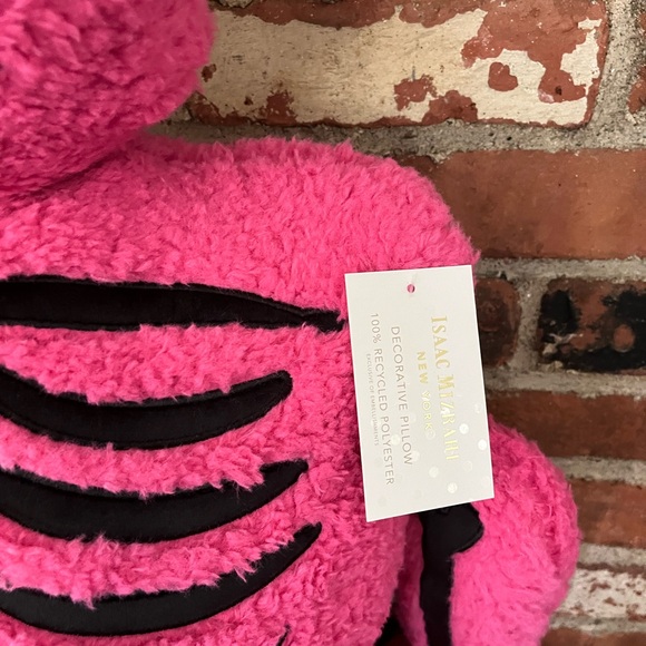 Pink skeleton, 5 feet tall pillow new with tags Isaac Mizrahi TikTok - Picture 6 of 8